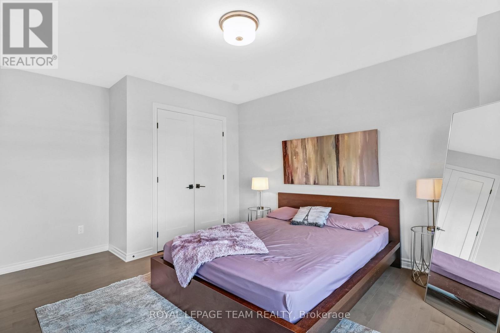 711 Moonflower Crescent, Ottawa, ON - Indoor Photo Showing Bedroom