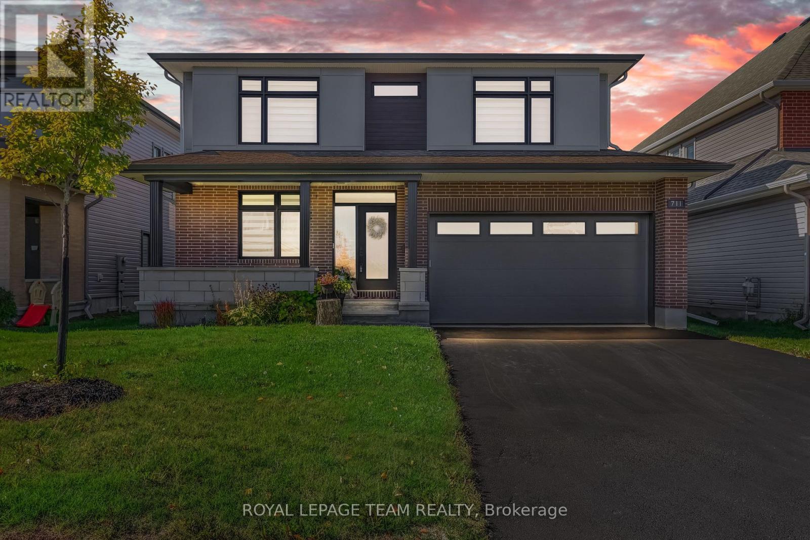 711 Moonflower Crescent, Ottawa, ON - Outdoor