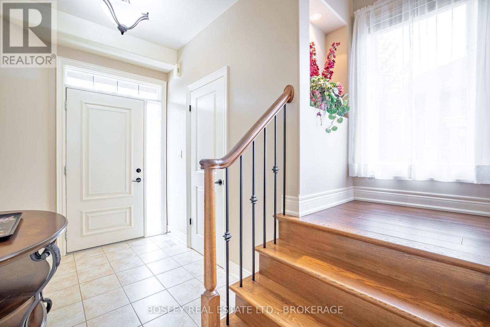 16 - 409 Niagara Street, St. Catharines (Carlton/Bunting), ON - Indoor Photo Showing Other Room