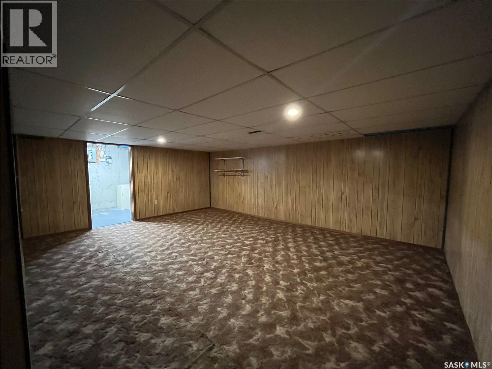 185 5Th Avenue S, Yorkton, SK - Indoor Photo Showing Other Room