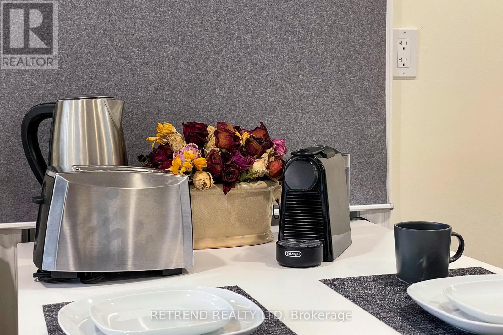 Bsmt B - 7 Goddard Street, Toronto, ON -