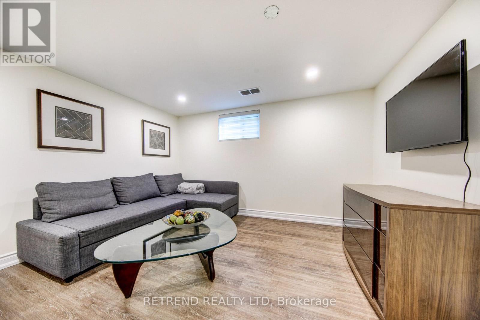 Bsmt B - 7 Goddard Street, Toronto, ON - Indoor Photo Showing Basement