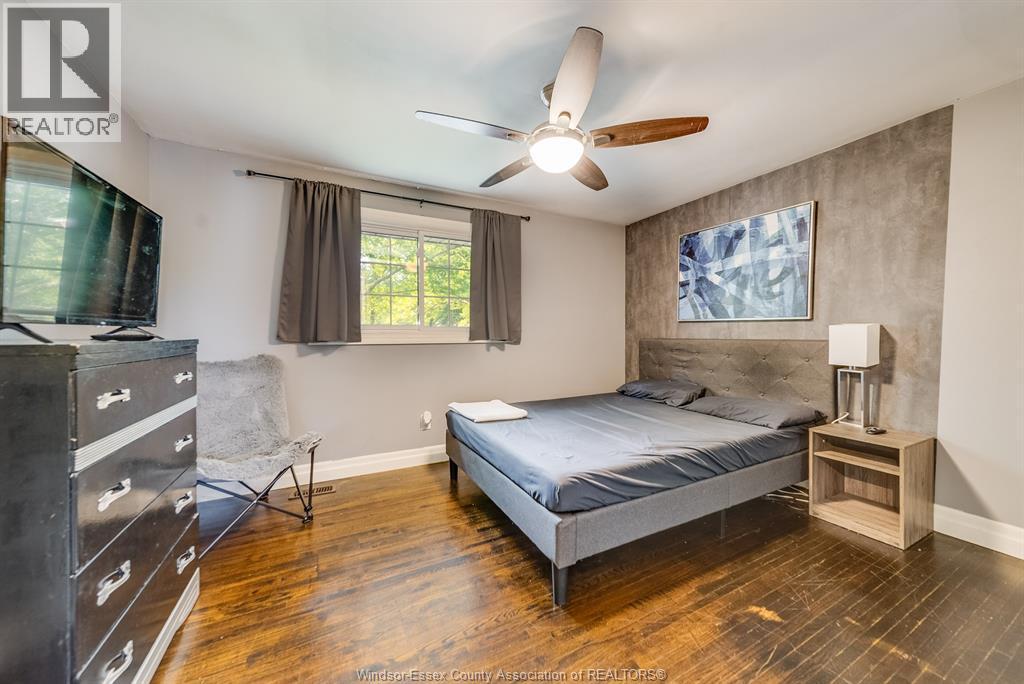 3536 Wolfe Court, Windsor, ON - Indoor Photo Showing Bedroom