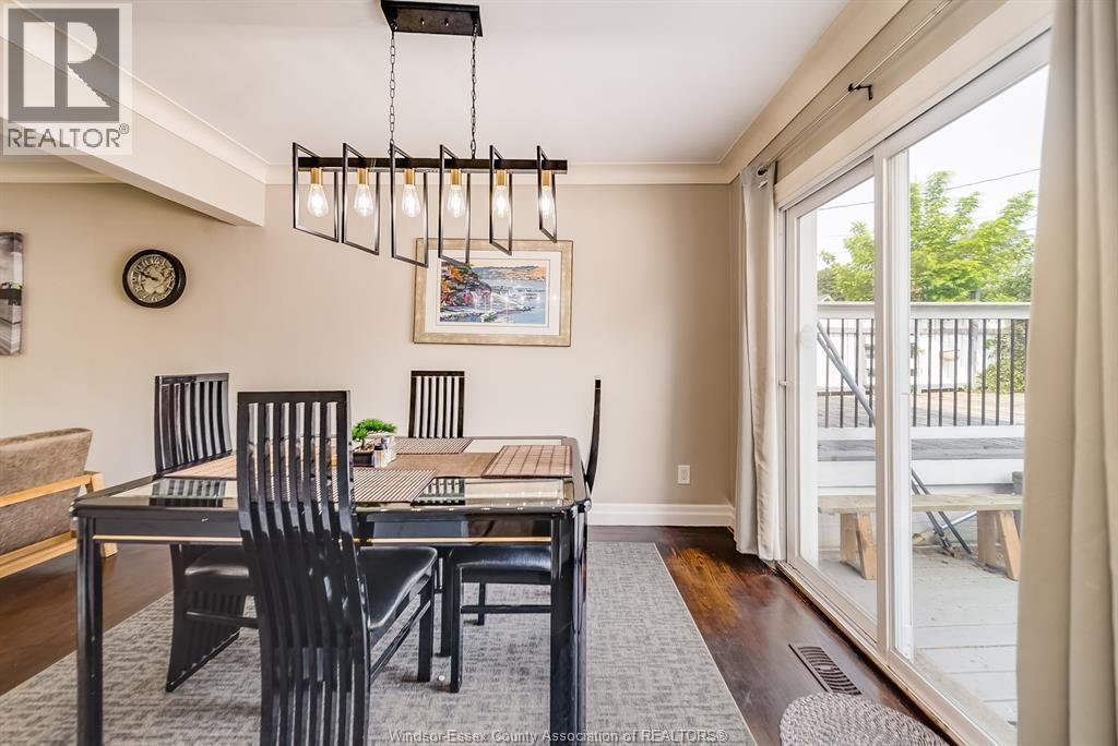 3536 Wolfe Court, Windsor, ON - Indoor Photo Showing Dining Room