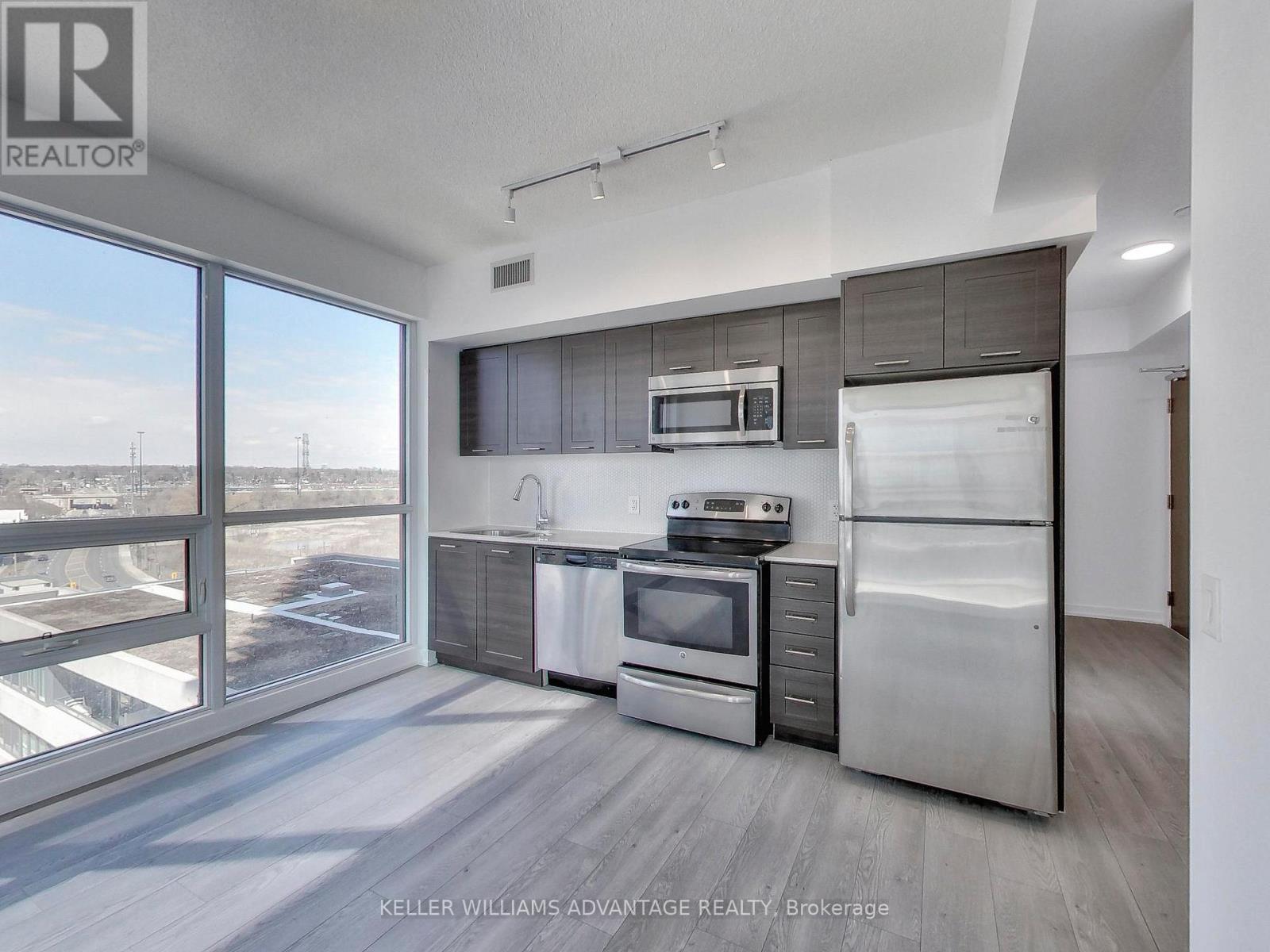 1104 - 2200 Lake Shore Boulevard W, Toronto, ON - Indoor Photo Showing Kitchen With Stainless Steel Kitchen