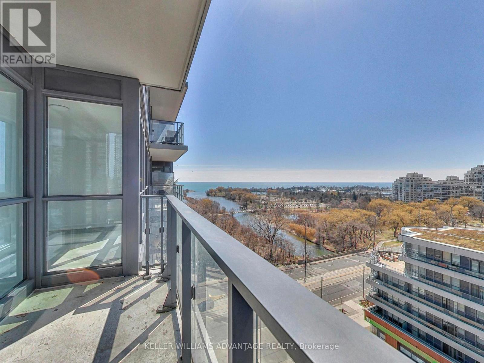 1104 - 2200 Lake Shore Boulevard W, Toronto, ON - Outdoor With Balcony With View