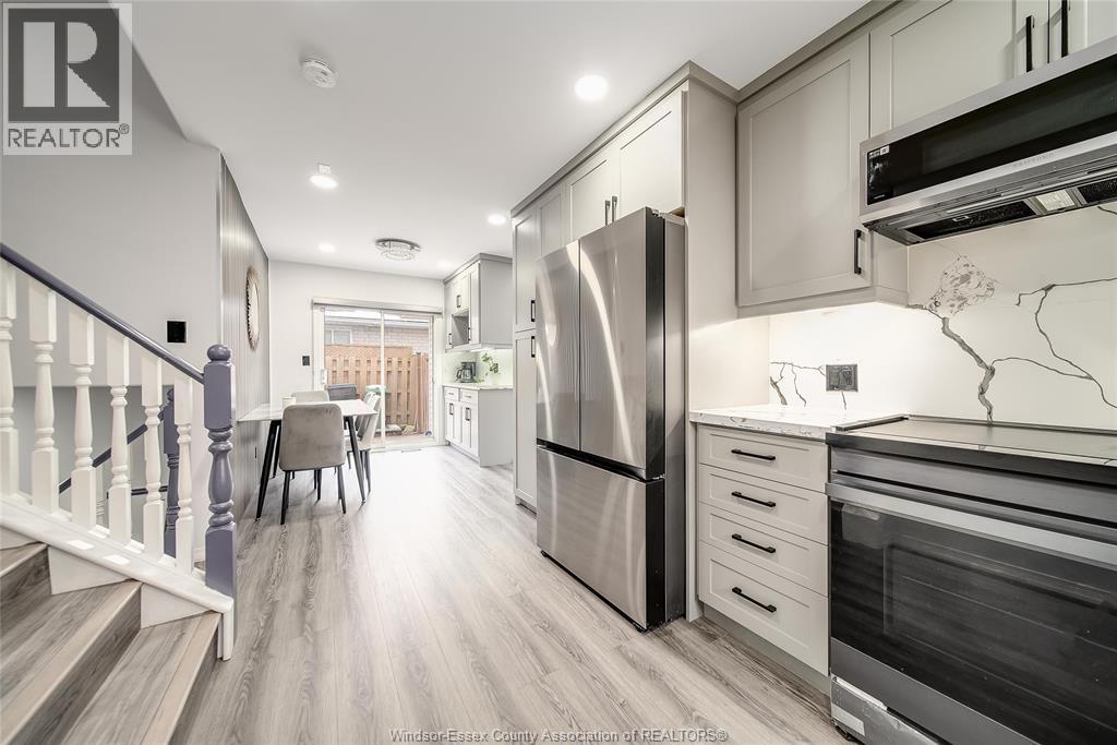 3812 Devonwood Avenue, Windsor, ON