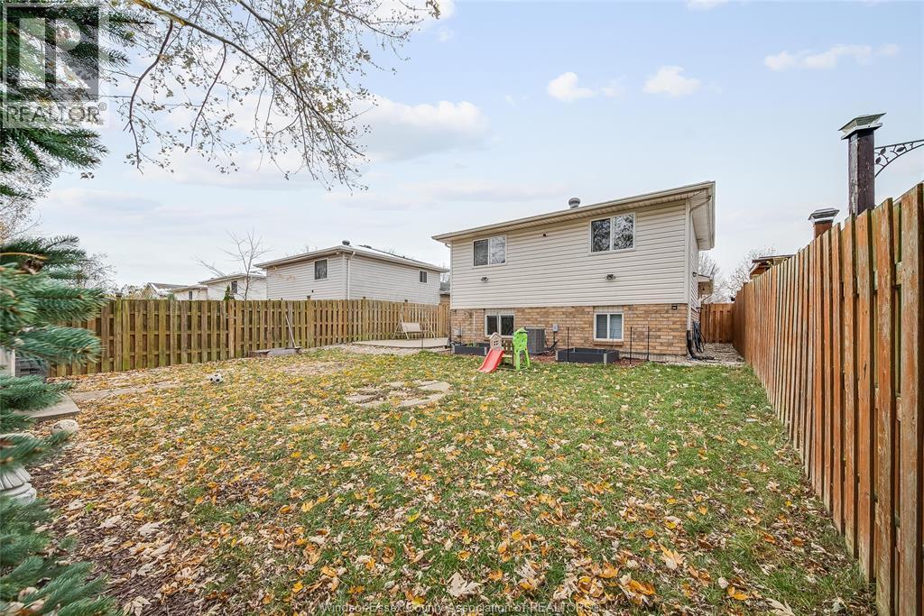 3812 Devonwood Avenue, Windsor, ON