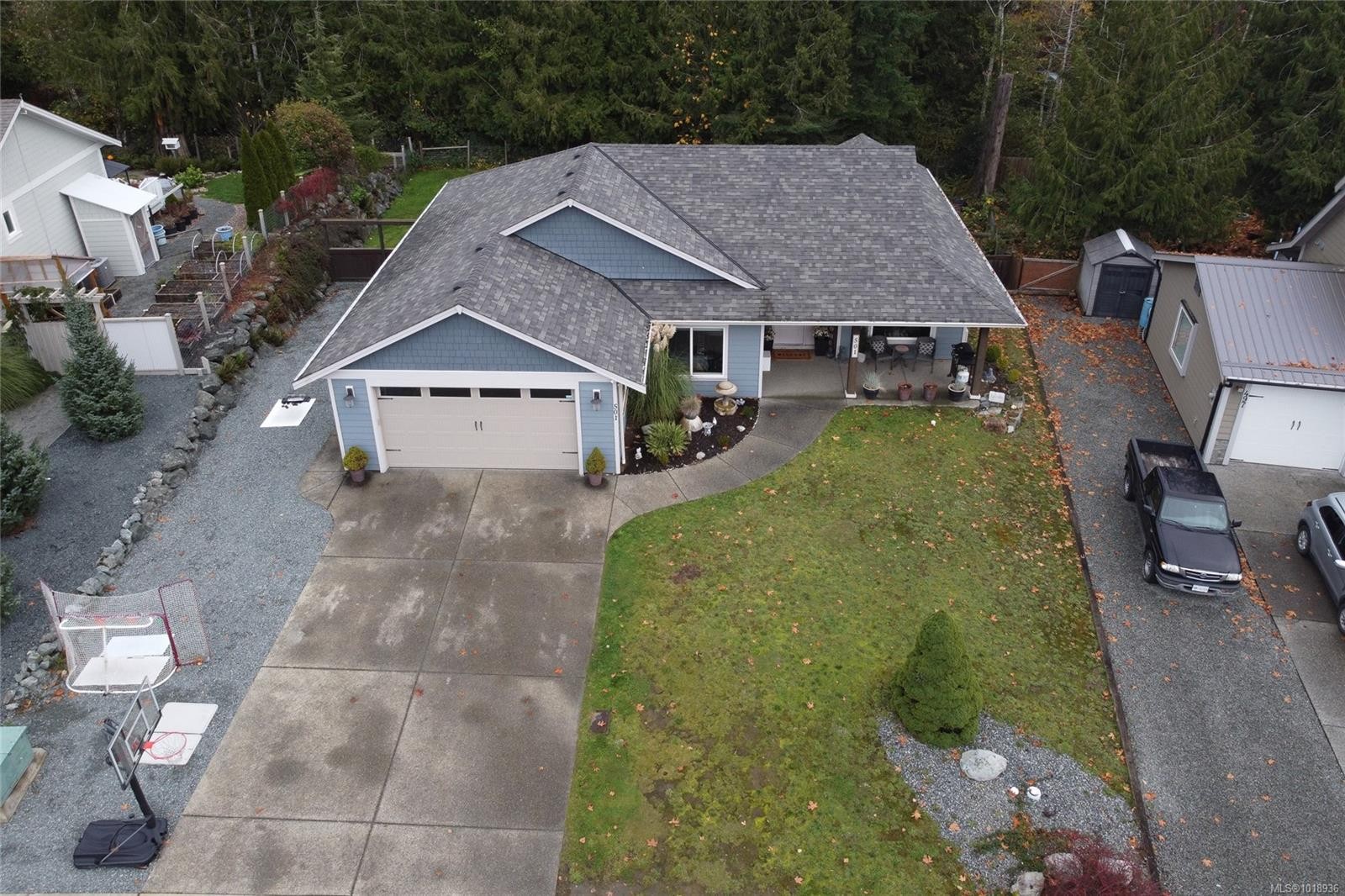 501 Mountain View Dr, Lake Cowichan, BC
