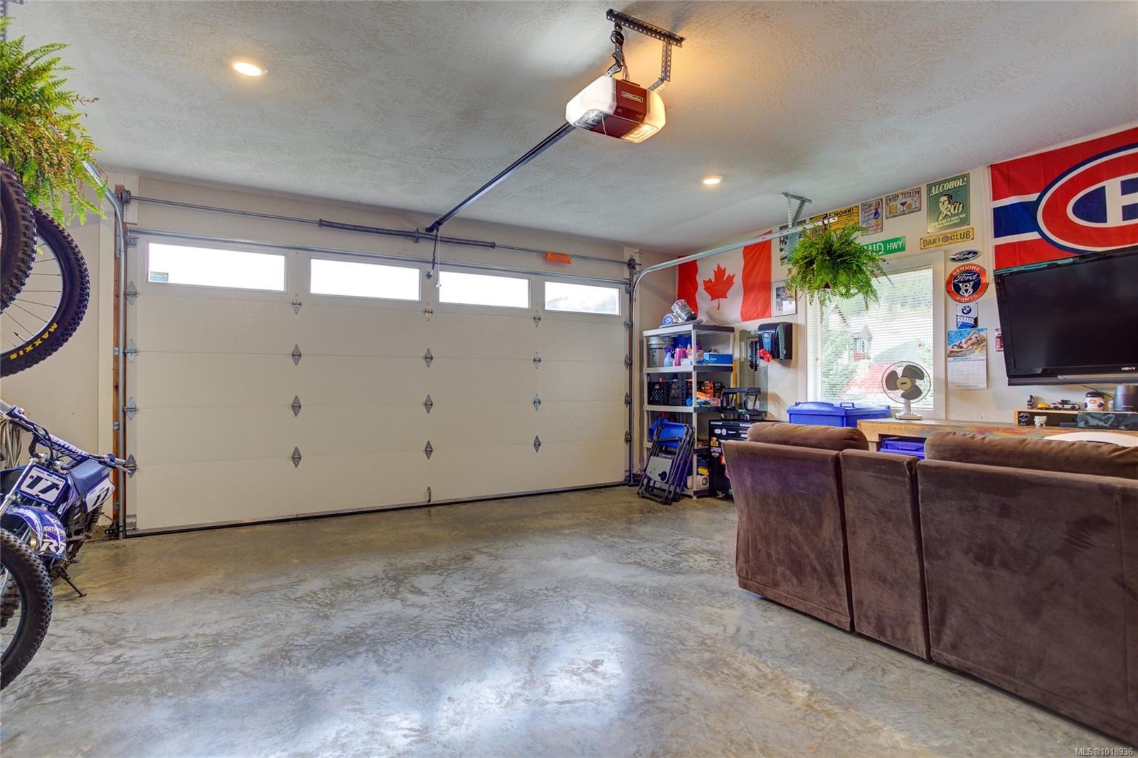 501 Mountain View Dr, Lake Cowichan, BC