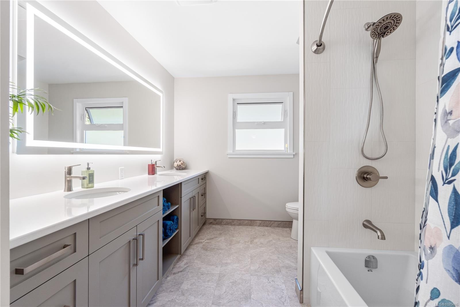 2815 Cosgrove Cres, Nanaimo, BC