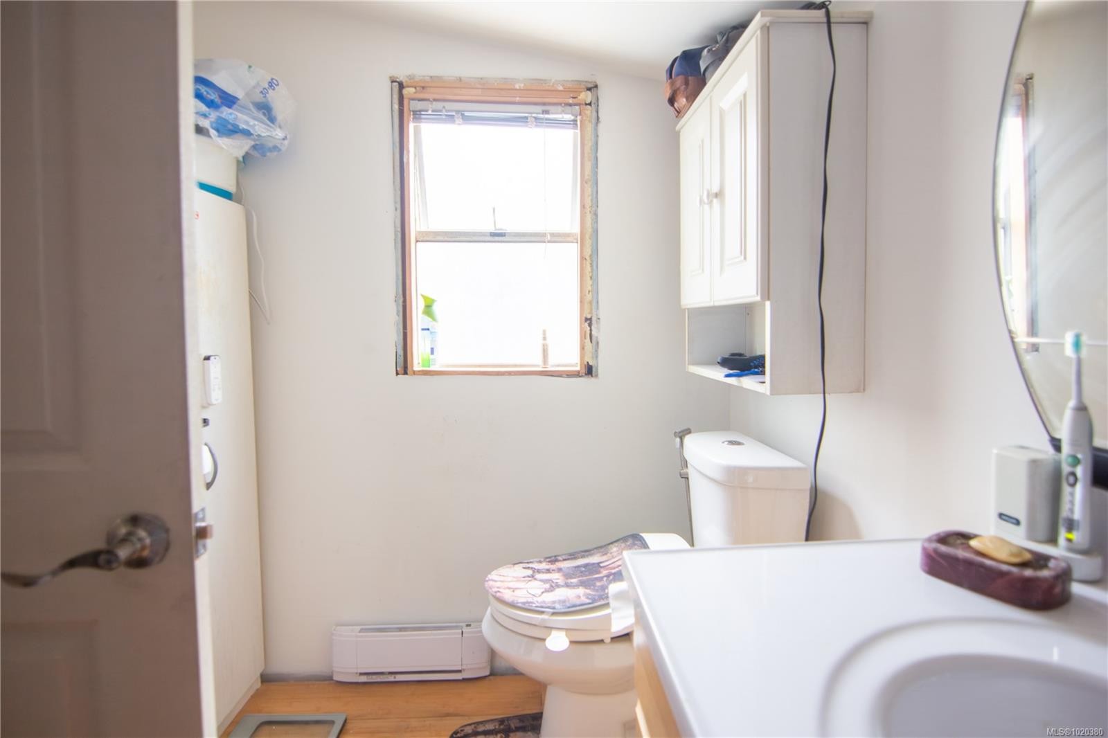 32 Poplar St, Lake Cowichan, BC