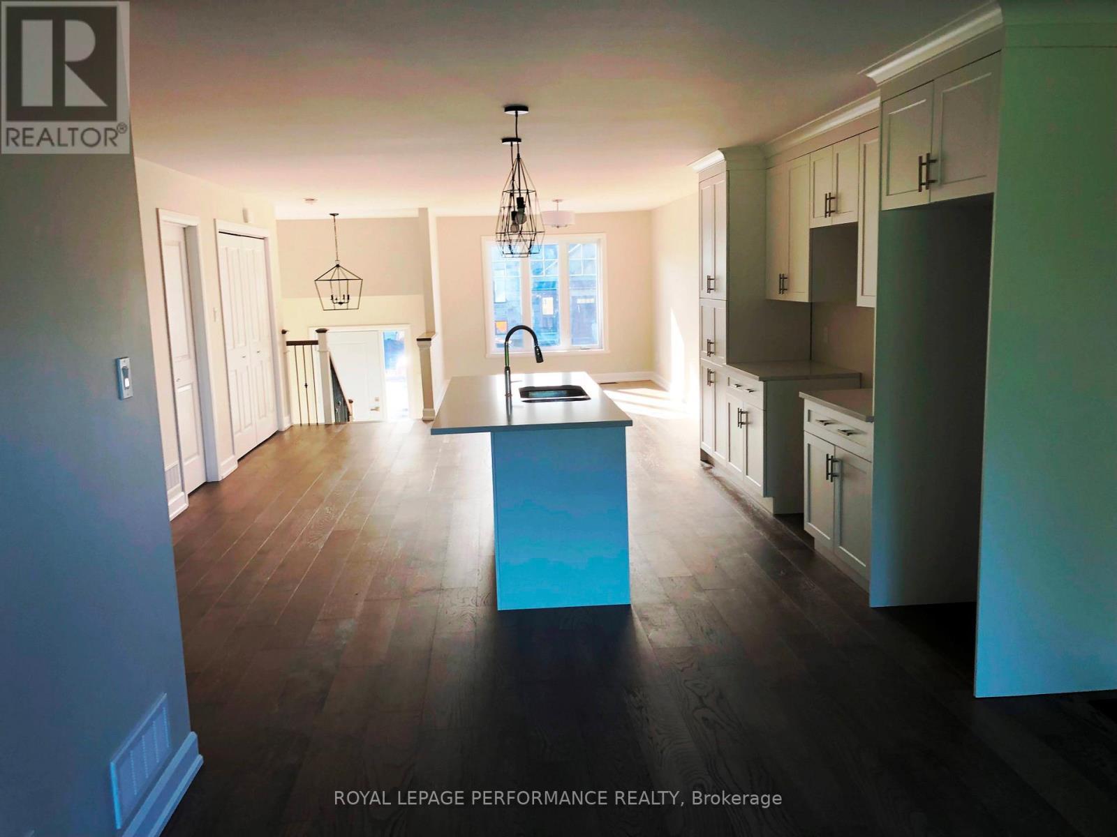 2305 Watson Crescent, Cornwall, ON - Indoor Photo Showing Kitchen