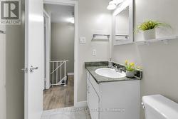 4 pc Bathroom - Second Level -