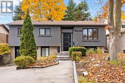 6 DRUMERN CRESCENT Richmond Hill, ON L4C 5H8