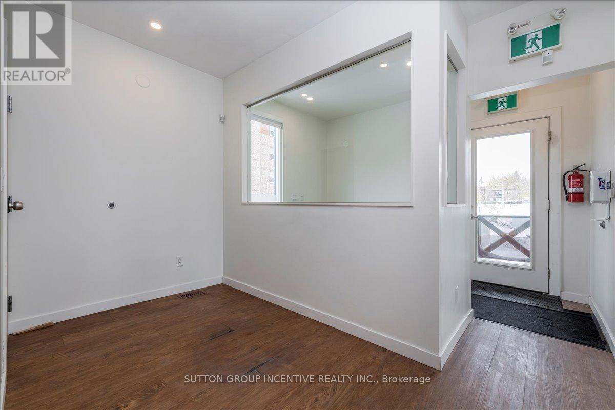 Main Floor 11 - 18 Worsley Street, Barrie, ON