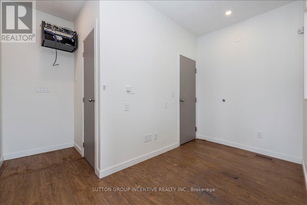 Main Floor 12 - 18 Worsley Street, Barrie, ON