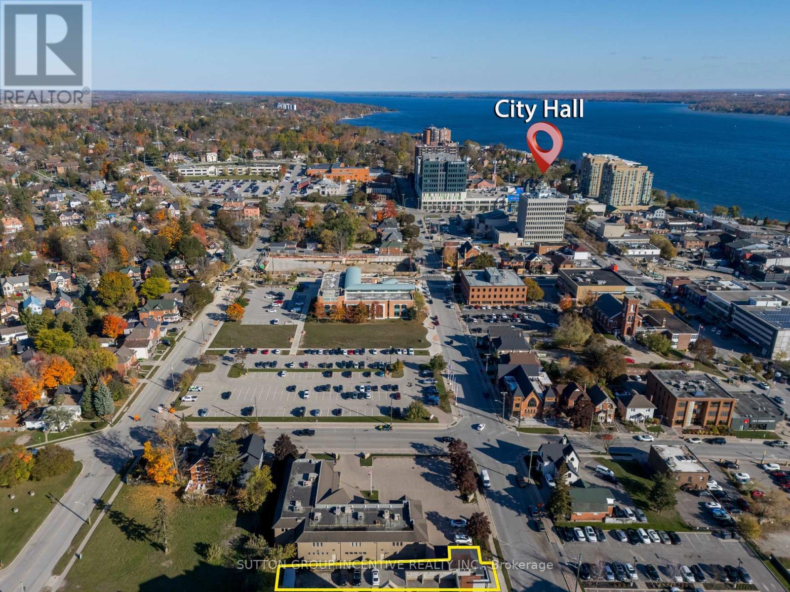 Eastern View - 18 Worsley Street, Barrie, ON