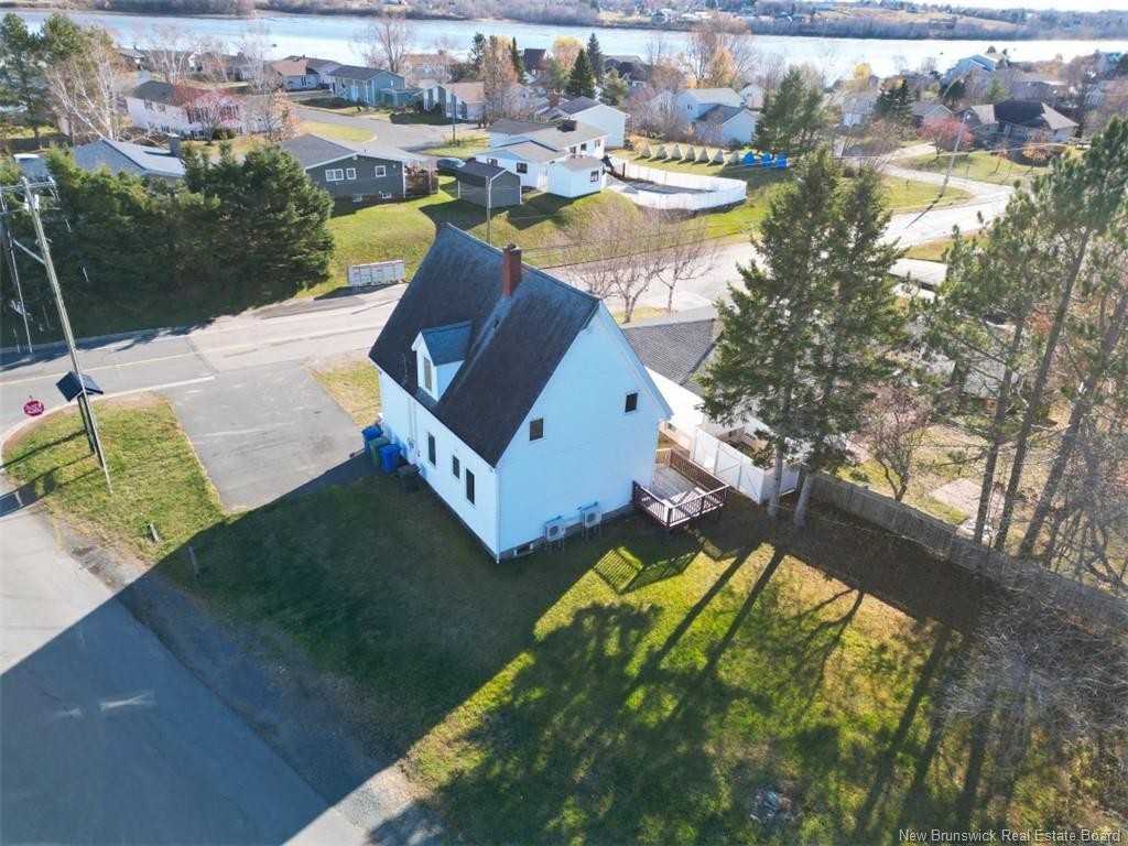 1030 Riverside Dr, Bathurst, NB