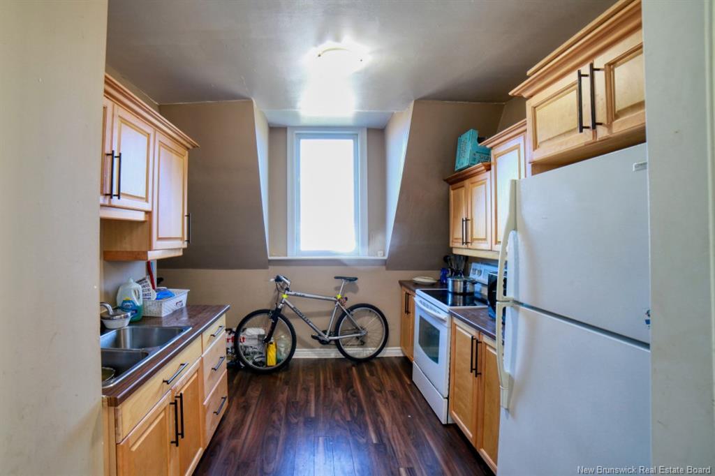 1030 Riverside Dr, Bathurst, NB