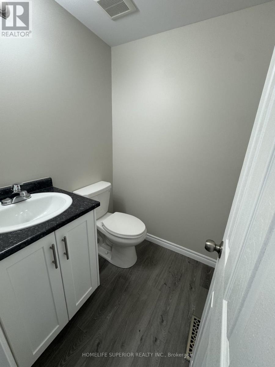 10 Belmont Street, Havelock-Belmont-Methuen (Belmont-Methuen), ON - Indoor Photo Showing Bathroom