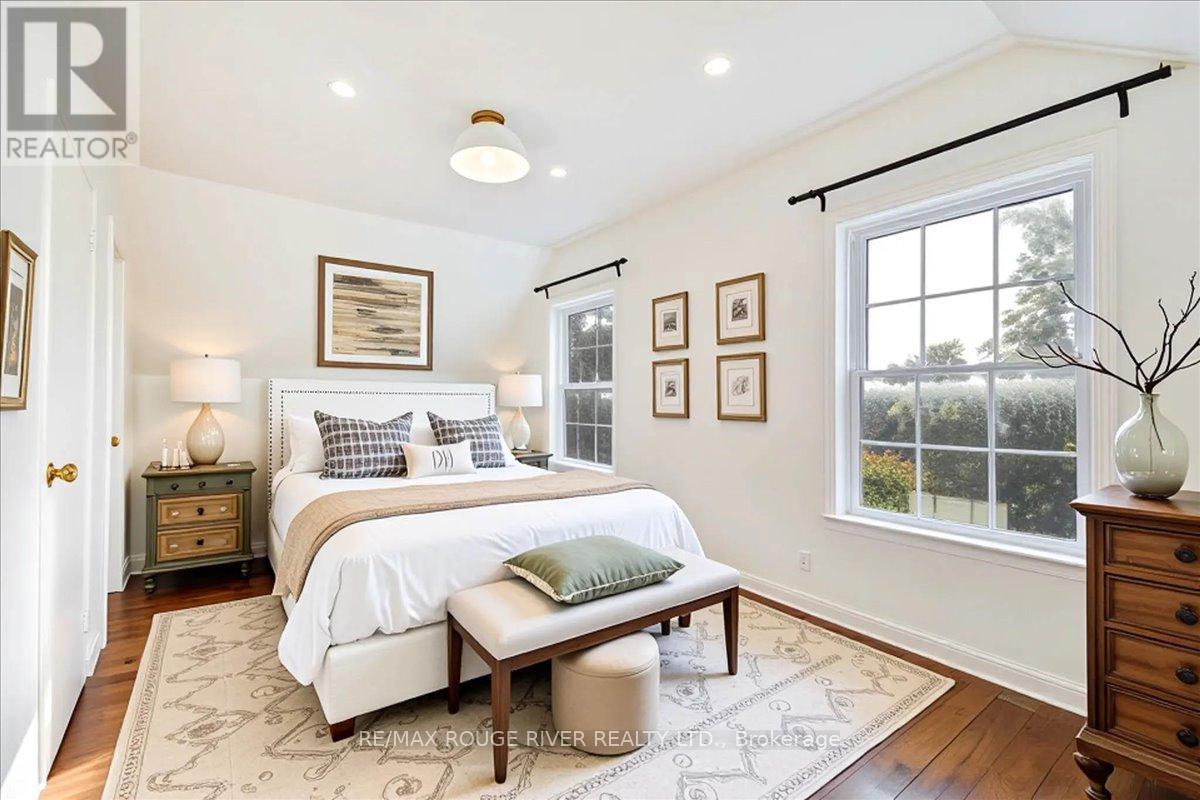 1140 Heritage Line, Otonabee-South Monaghan, ON - Indoor Photo Showing Bedroom