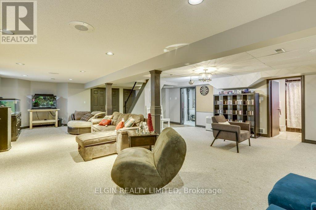 28 Massey Drive, St. Thomas, ON - Indoor