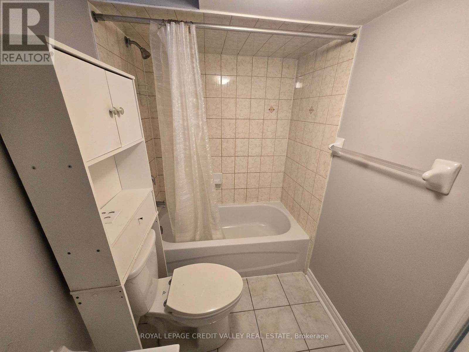 Bsmt - 81 Pappain Crescent, Brampton, ON - Indoor Photo Showing Bathroom