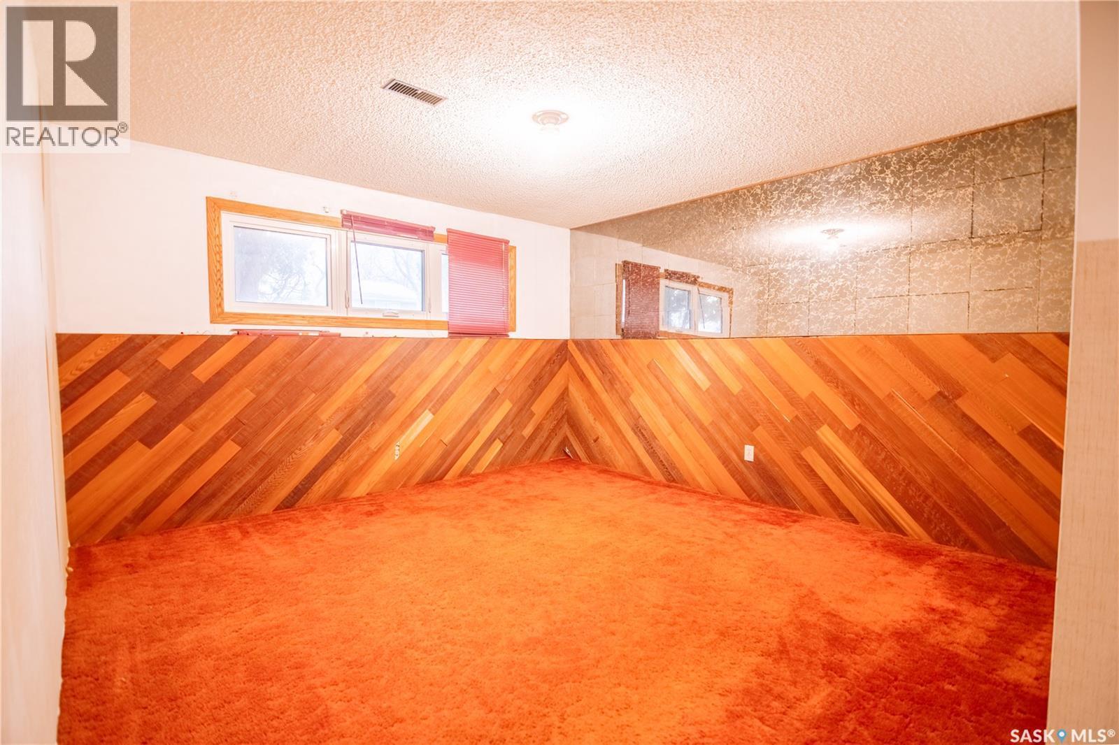 31 Trifunov Crescent, Regina, SK - Indoor Photo Showing Other Room