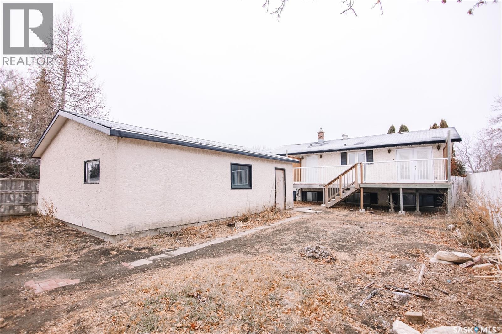 31 Trifunov Crescent, Regina, SK - Outdoor