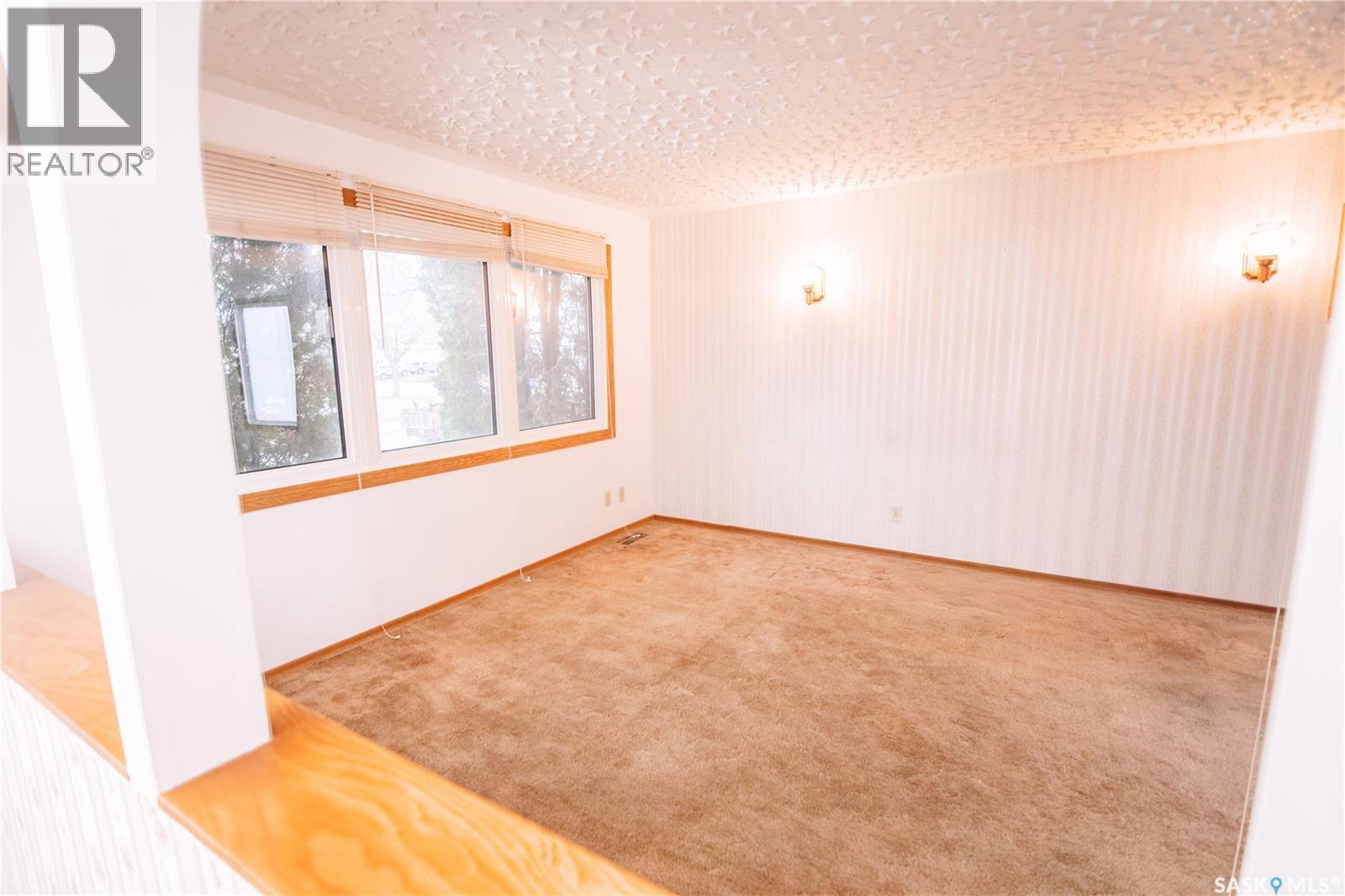 31 Trifunov Crescent, Regina, SK - Indoor Photo Showing Other Room