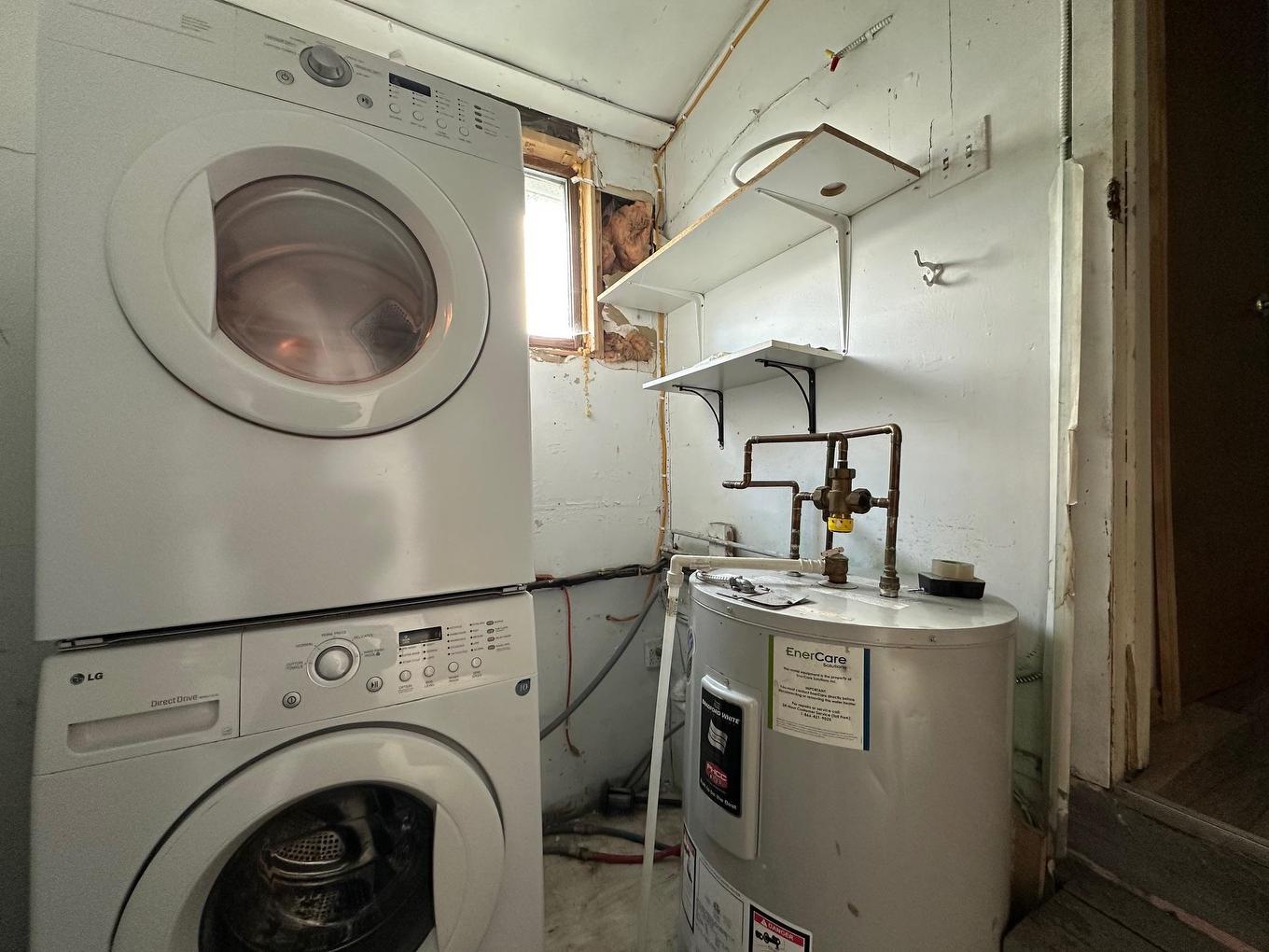 731 Simpson Street, Thunder Bay, ON - Indoor Photo Showing Laundry Room