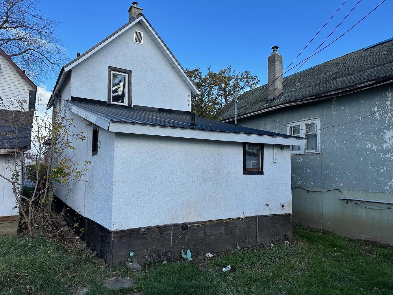 731 Simpson Street, Thunder Bay, ON - Outdoor