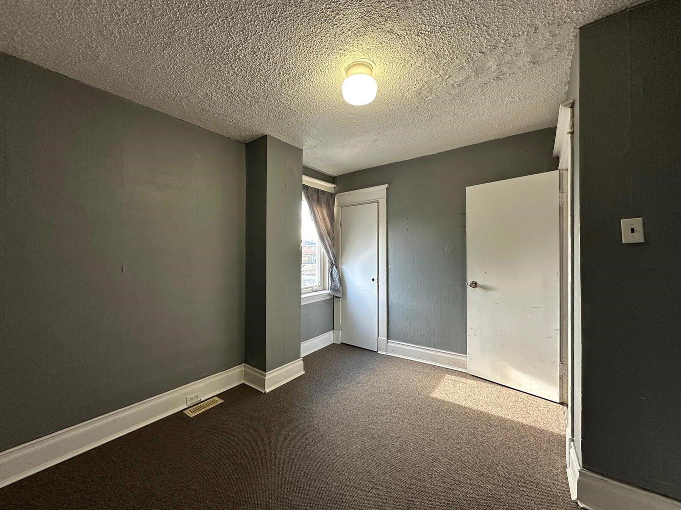 731 Simpson Street, Thunder Bay, ON - Indoor Photo Showing Other Room