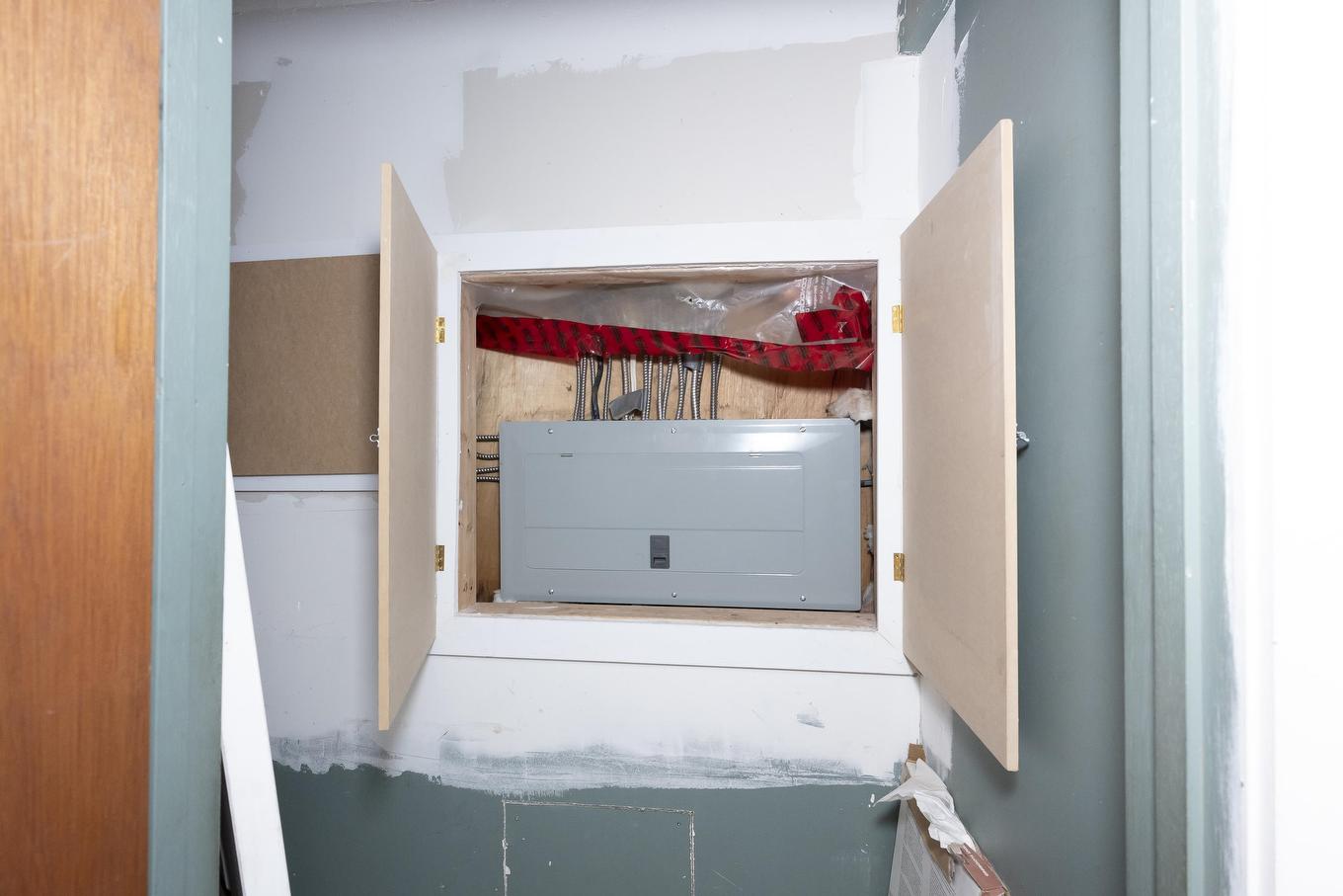 561 Tenth Ave., Thunder Bay, ON