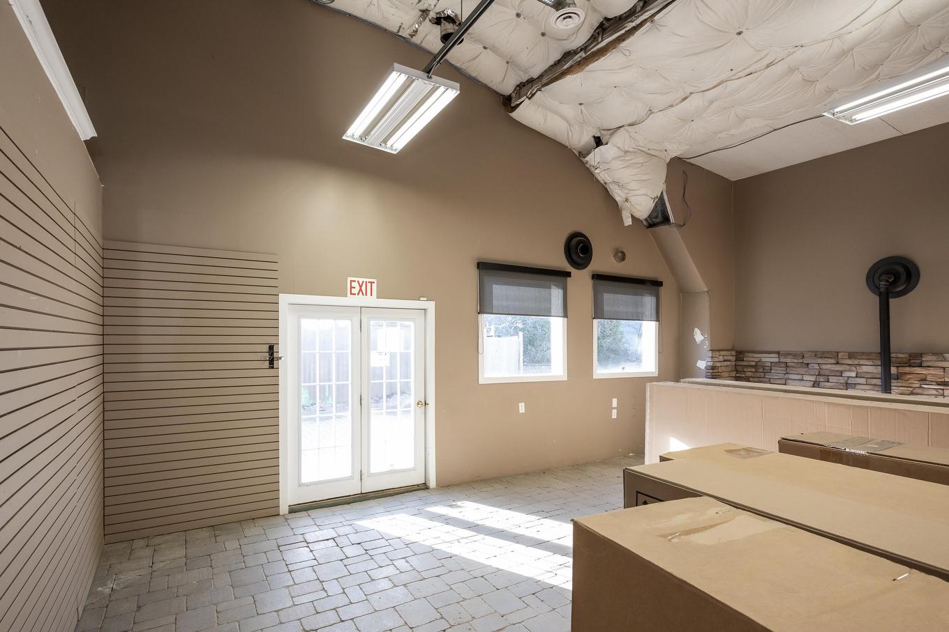 561 Tenth Ave., Thunder Bay, ON