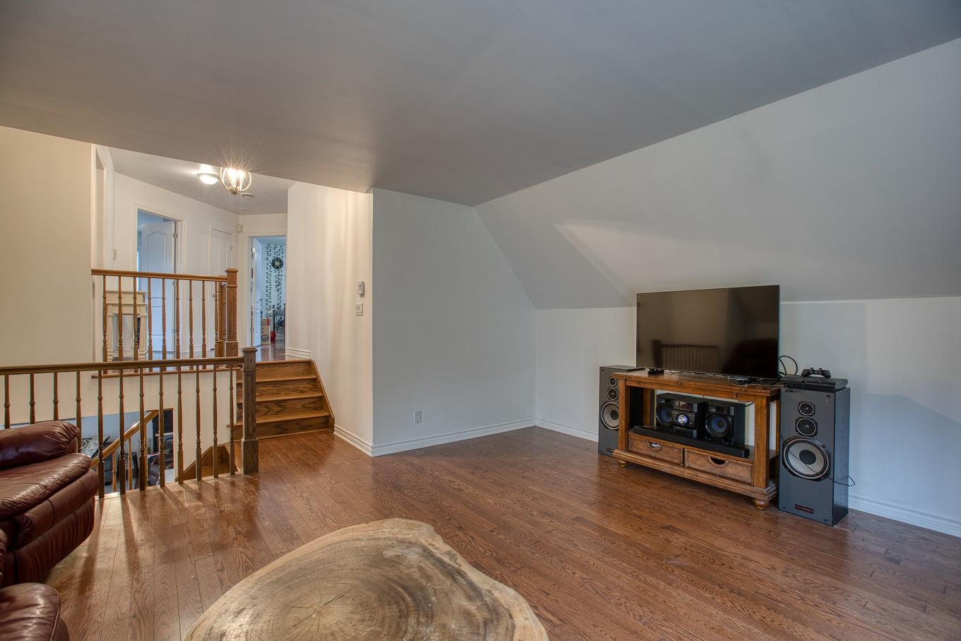 Salle familiale - 311 Ch. Lagounaris, Saint-Sauveur, QC - Indoor