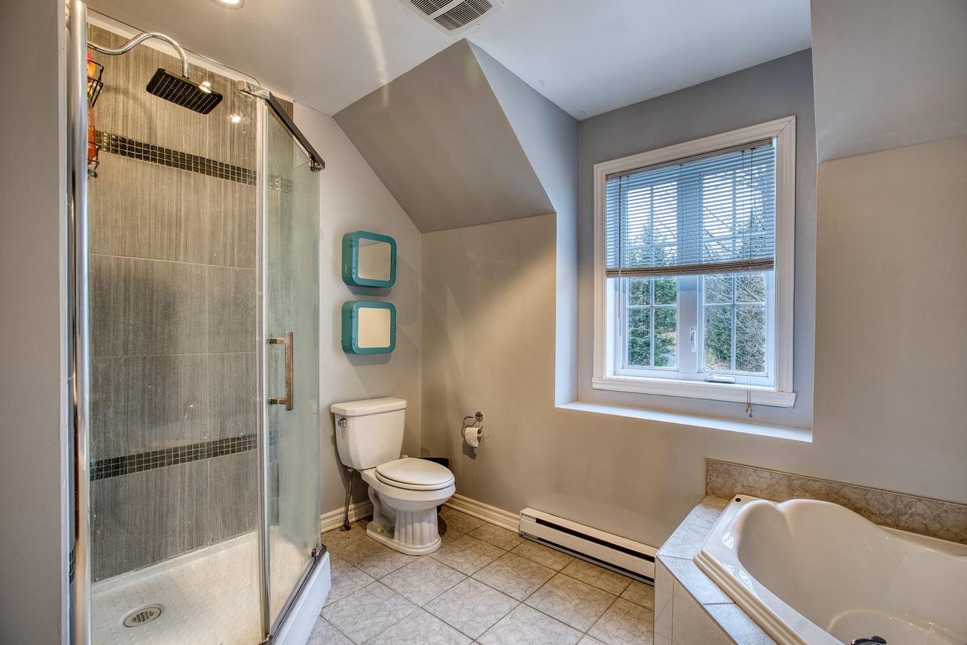 Salle de bains - 311 Ch. Lagounaris, Saint-Sauveur, QC - Indoor Photo Showing Bathroom