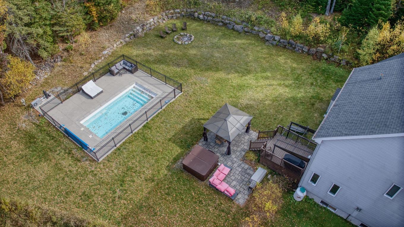 Cour - 311 Ch. Lagounaris, Saint-Sauveur, QC - Outdoor With View