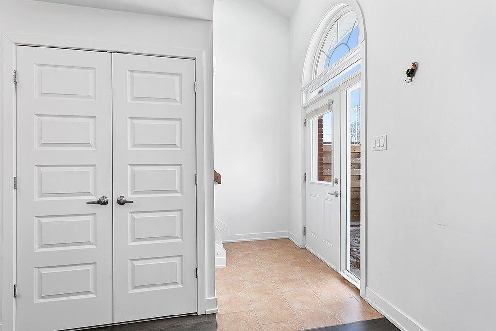 Hall - 329 Rue James, Shawville, QC - Indoor Photo Showing Other Room