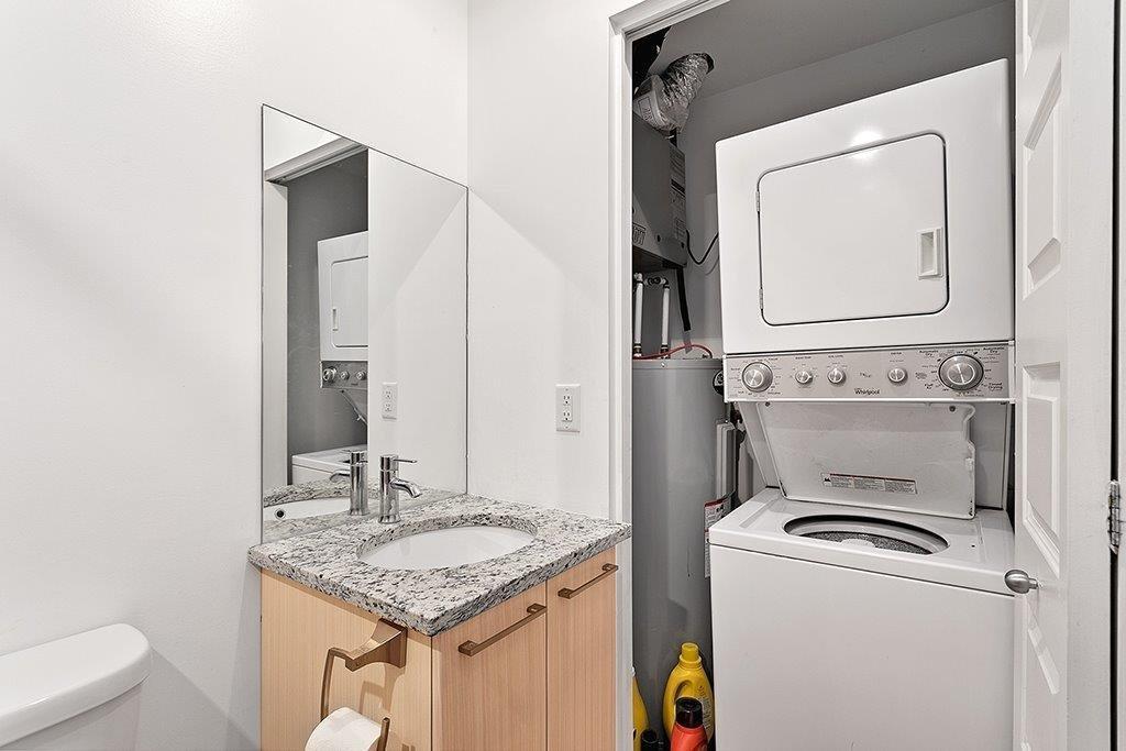 Laundry room - 329 Rue James, Shawville, QC - Indoor Photo Showing Laundry Room
