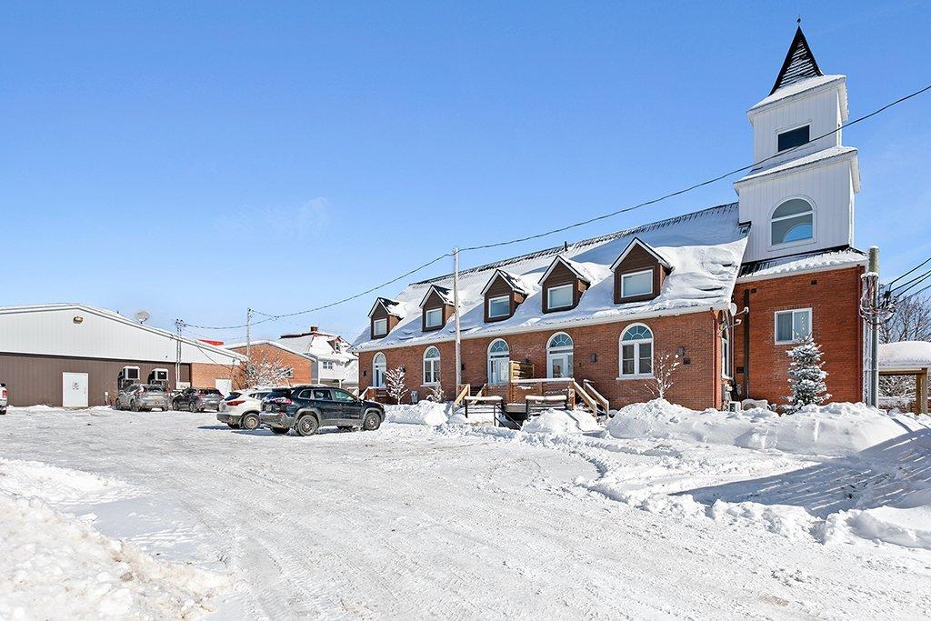 Frontage - 329 Rue James, Shawville, QC - Outdoor