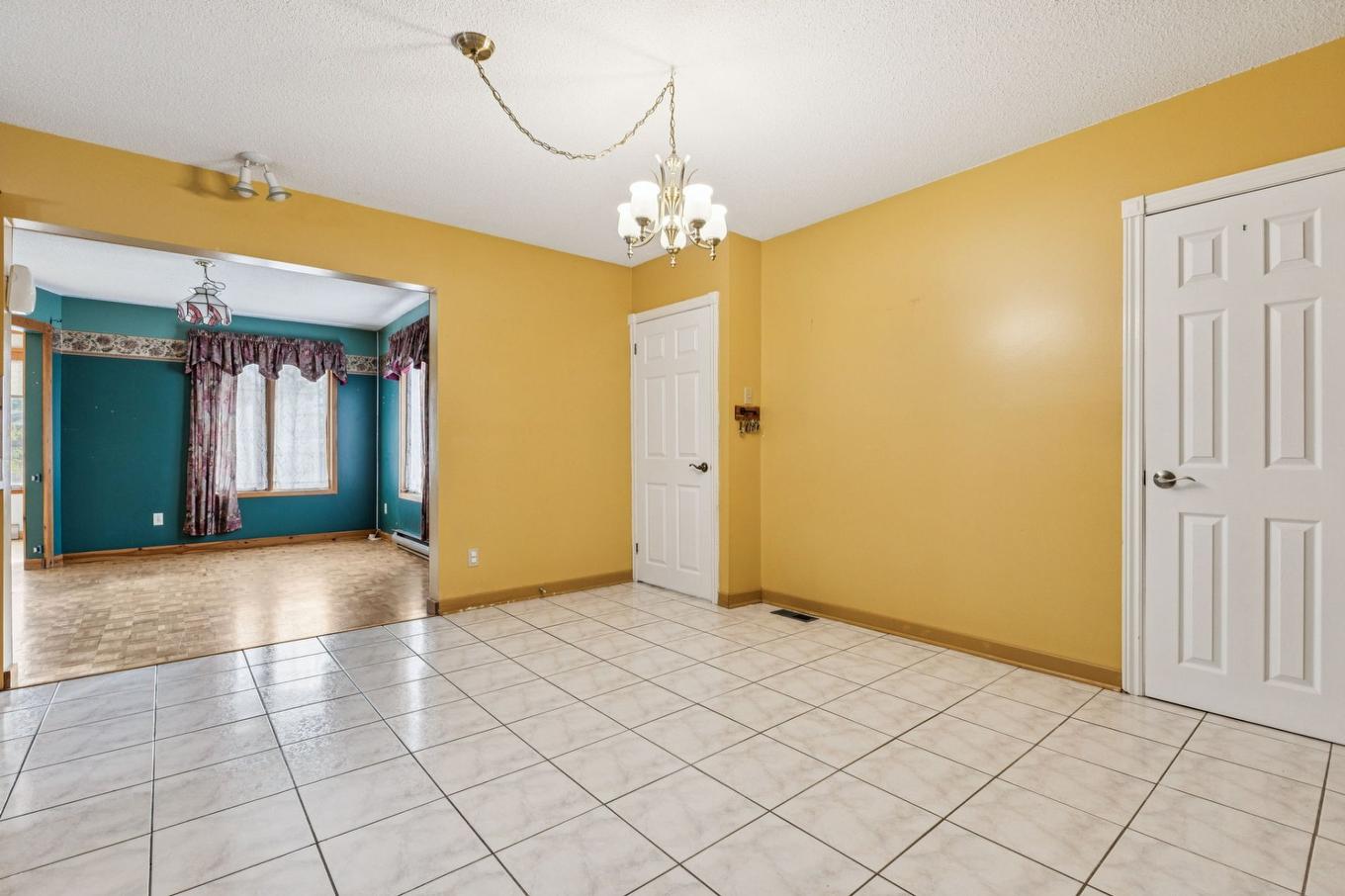 Salle à manger - 50 Rue De Nevers, Gatineau (Gatineau), QC - Indoor Photo Showing Other Room