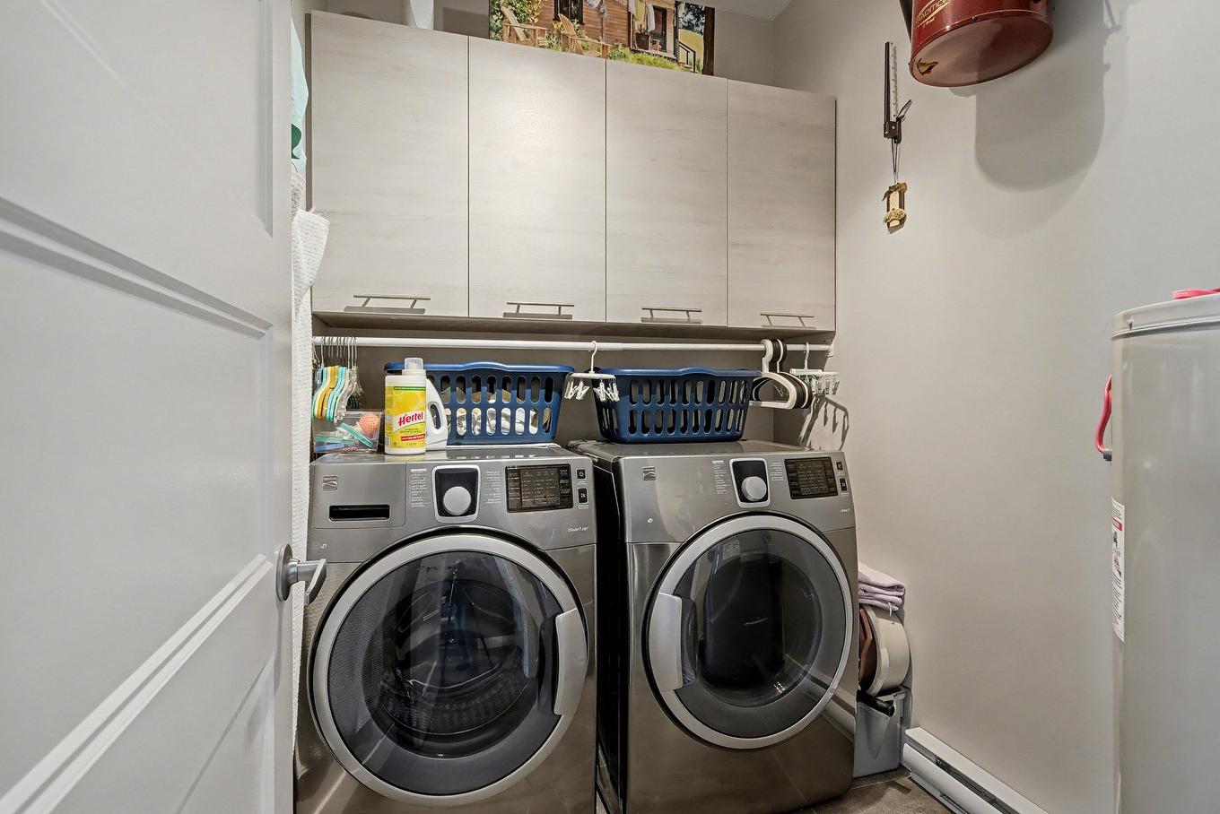 Salle de lavage - 101-466 Rue Jean-Talon, Saint-Jean-Sur-Richelieu, QC - Indoor Photo Showing Laundry Room