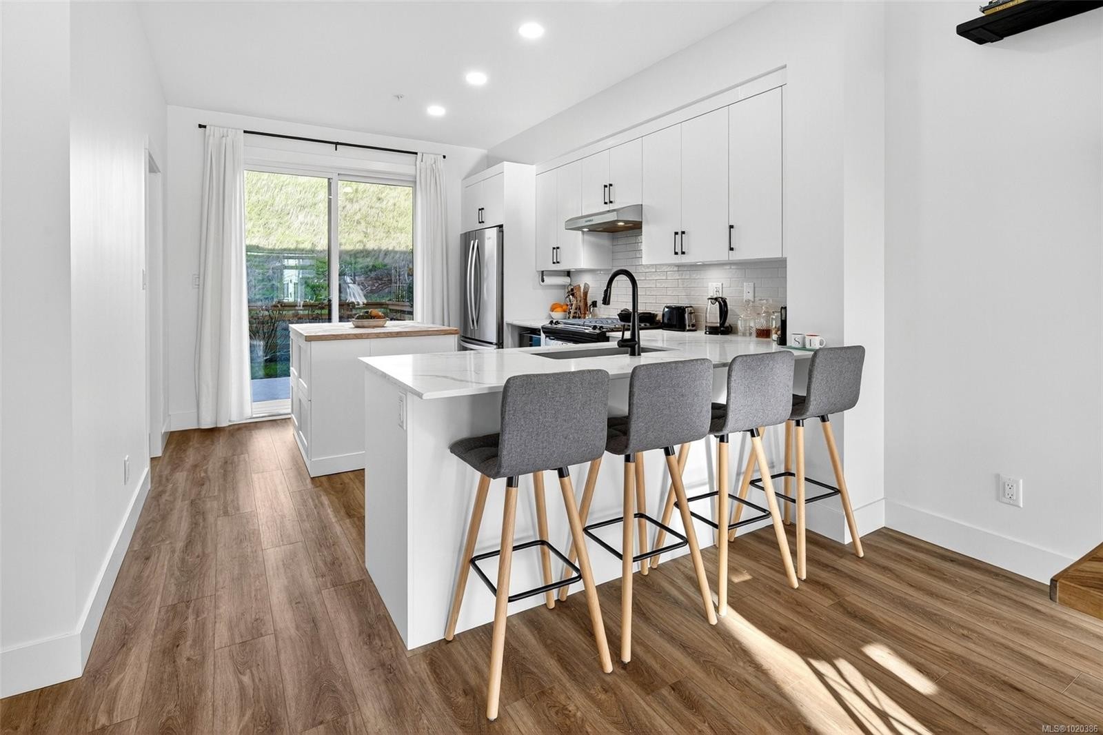 21-255 Caspian Dr, Colwood, BC