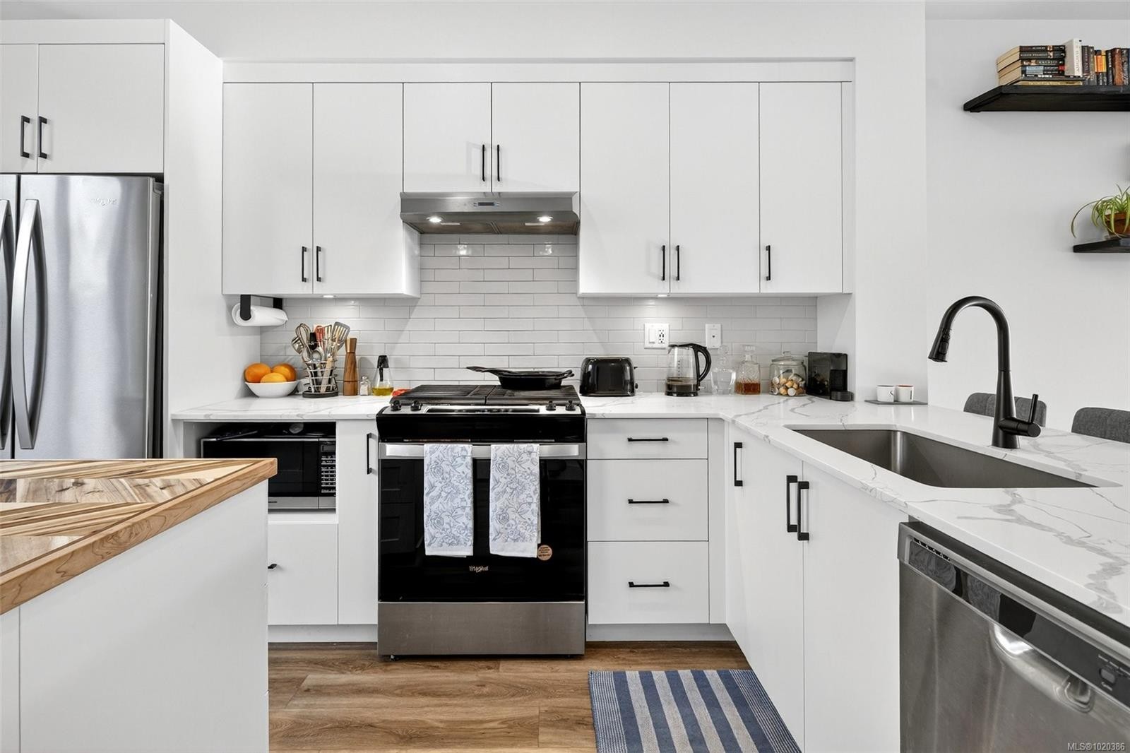 21-255 Caspian Dr, Colwood, BC