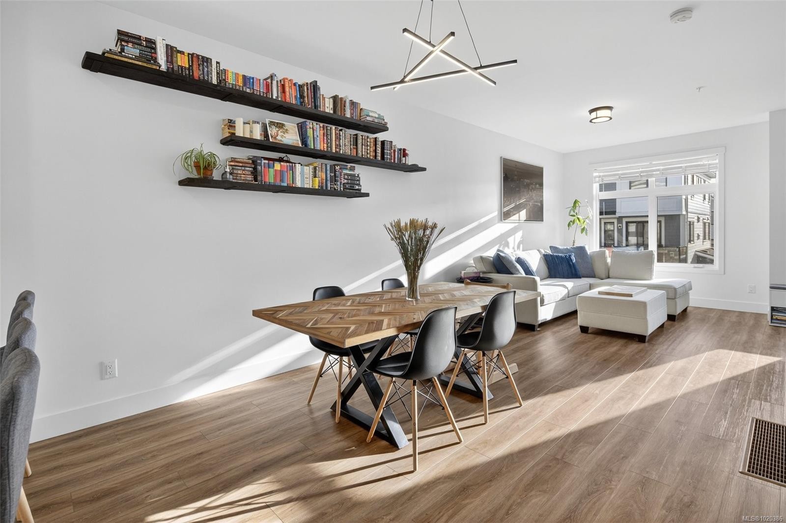 21-255 Caspian Dr, Colwood, BC