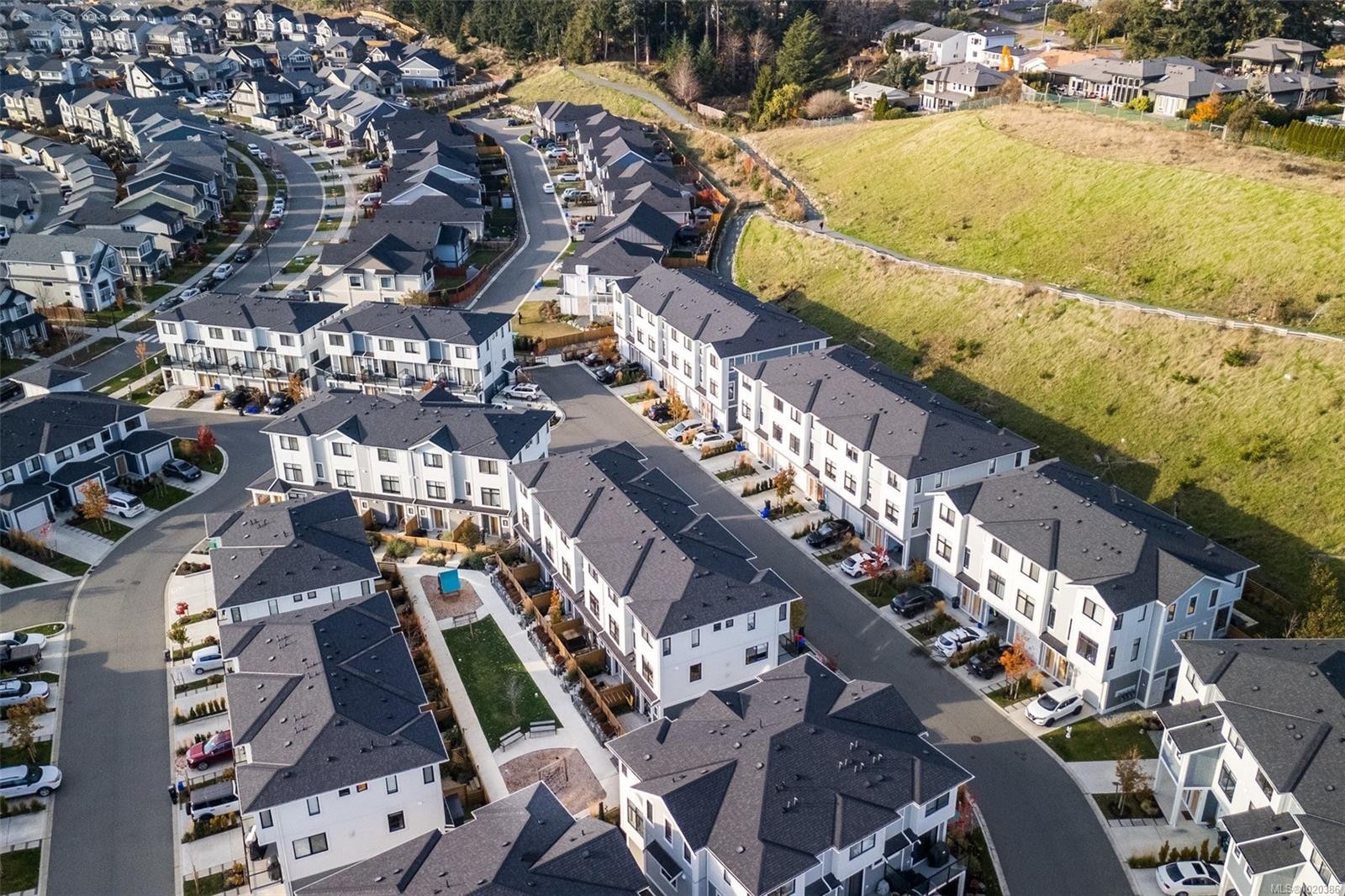 21-255 Caspian Dr, Colwood, BC