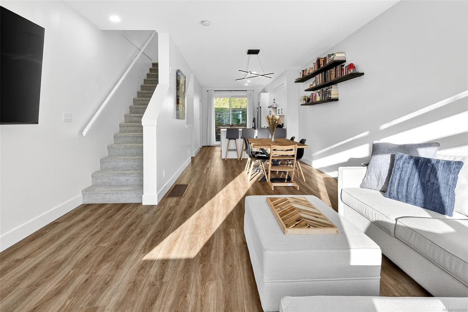 21-255 Caspian Dr, Colwood, BC