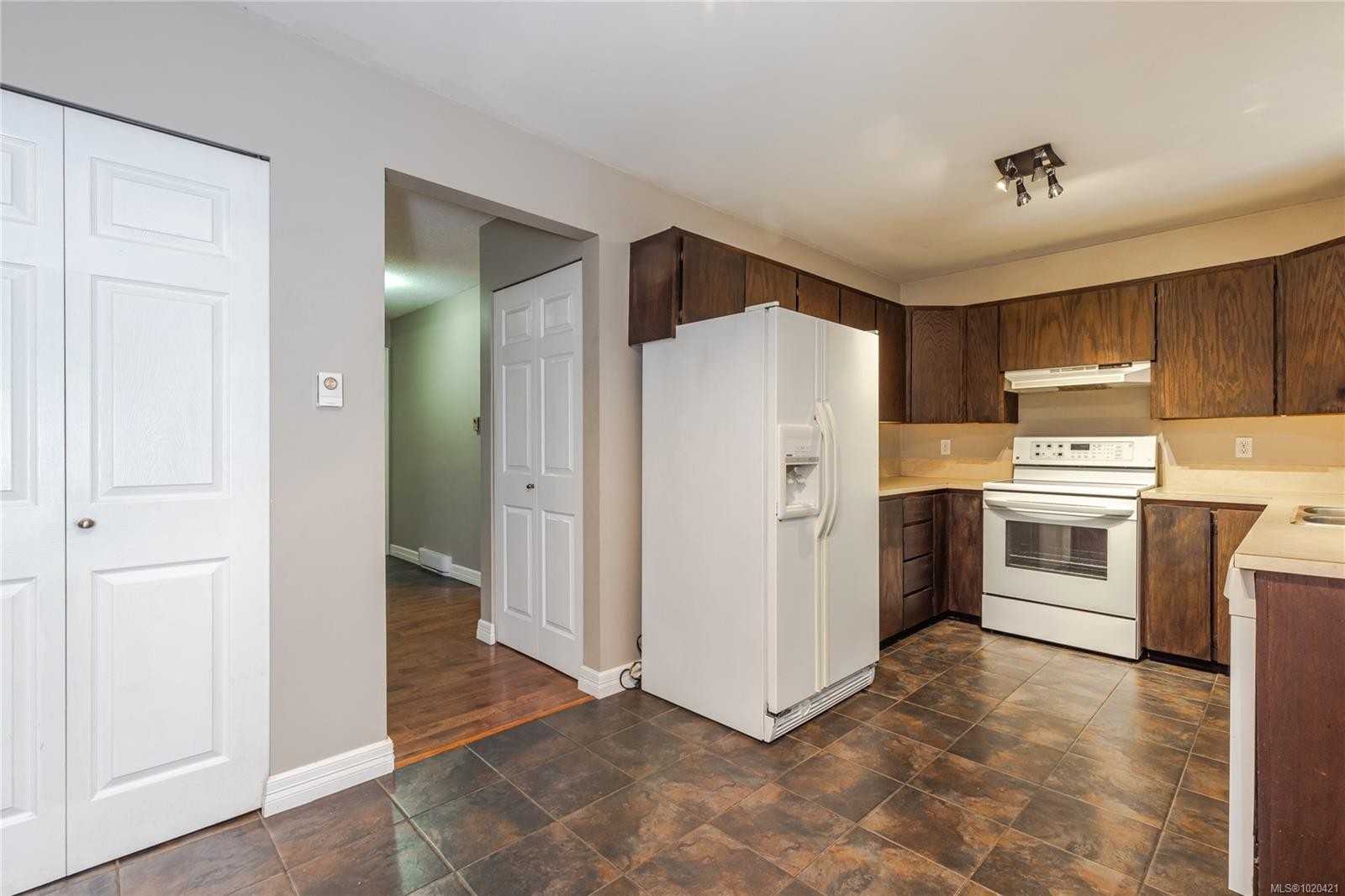 6027 Marie Pl, Nanaimo, BC